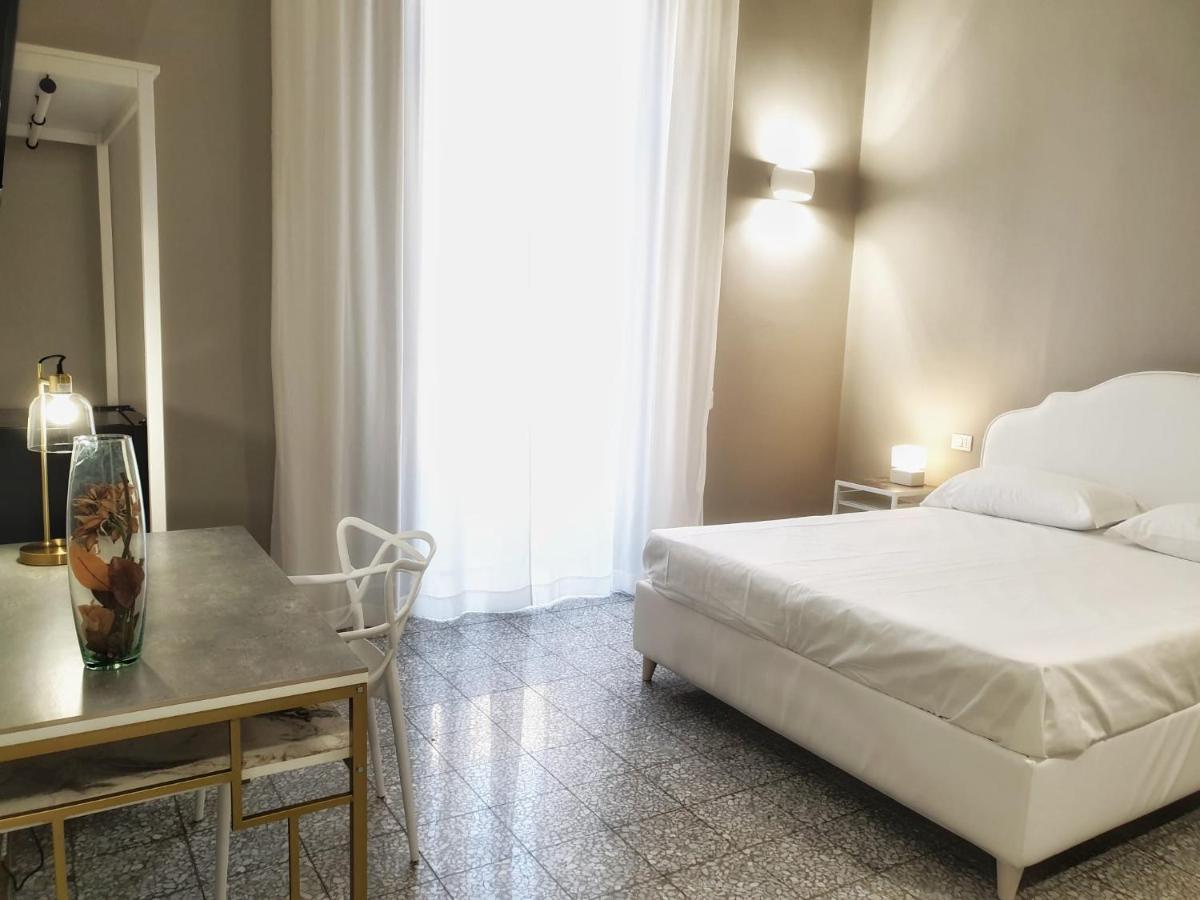 Palazzo La Piana Rooms Катания Екстериор снимка