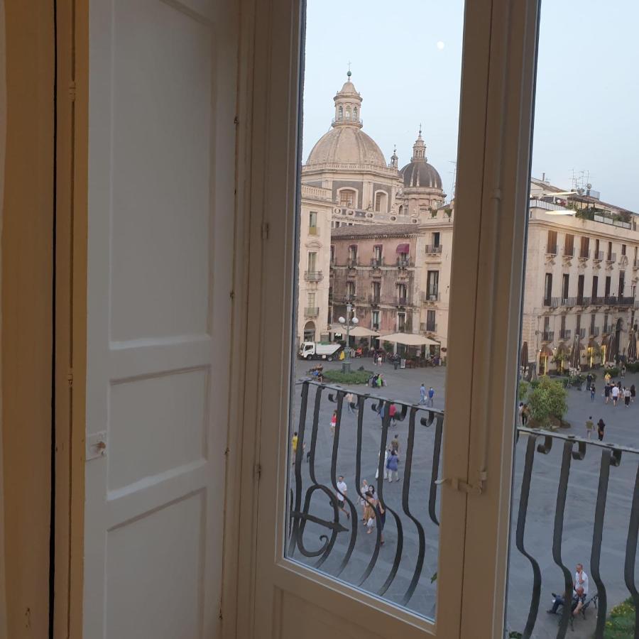 Palazzo La Piana Rooms Катания Екстериор снимка