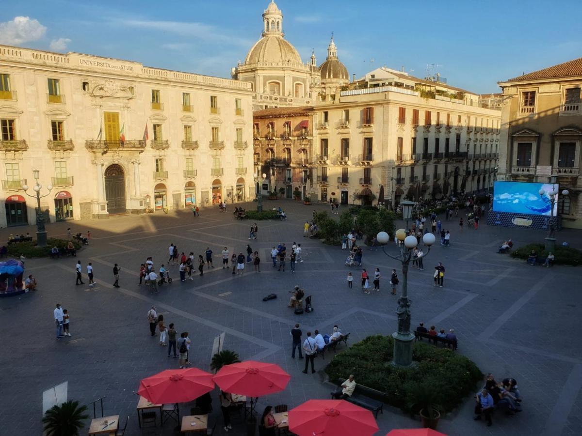 Palazzo La Piana Rooms Катания Екстериор снимка